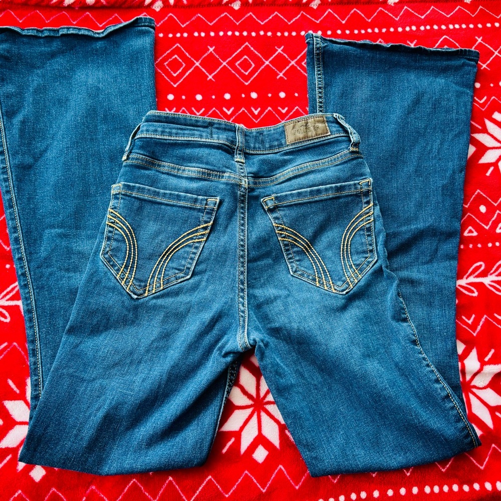 Hollister Flare Jeans in Classic Blue